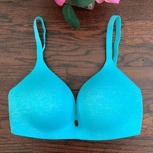 Wacoal B.Tempt’d wireless bra, 32DD